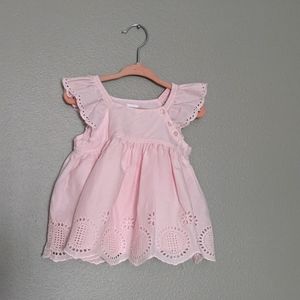 GAP Eyelet flutter top |